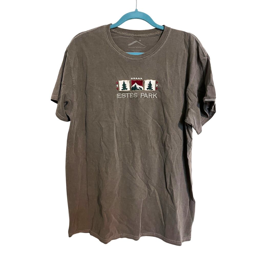 Vintage-Inspired Colorado Embroidered Vacation Tee